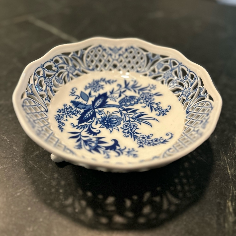 SCHUMANN ARZBERG | Zwiebelmuster Schale Vintage Footed Bowl